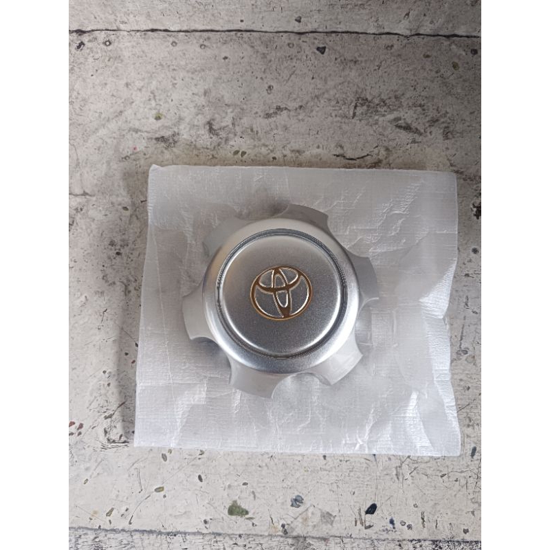 DOP RODA BELAKANG VELG TOYOTA LANDCRUISER VX80