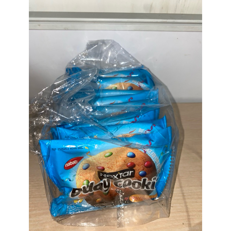 

RB Nabati Nextar B'Day Cookie Big (1 Pack Isi 10 Pcs)