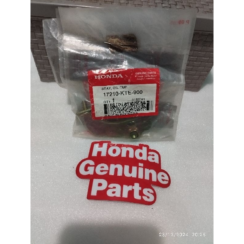 STAY OIL CUP / 17210KYE900