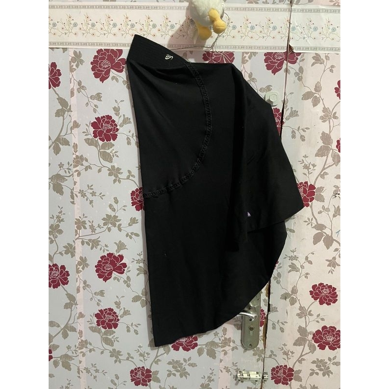preloved kerudung rabbani hitam