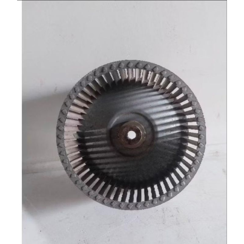 baling-baling blower keong