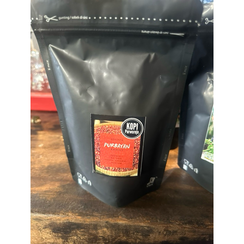 

Kopi Robusta Premium 100% Kaligesing Medono Purbayan Purworejo Siap Sedu