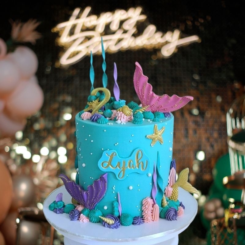

blue mermaid cake