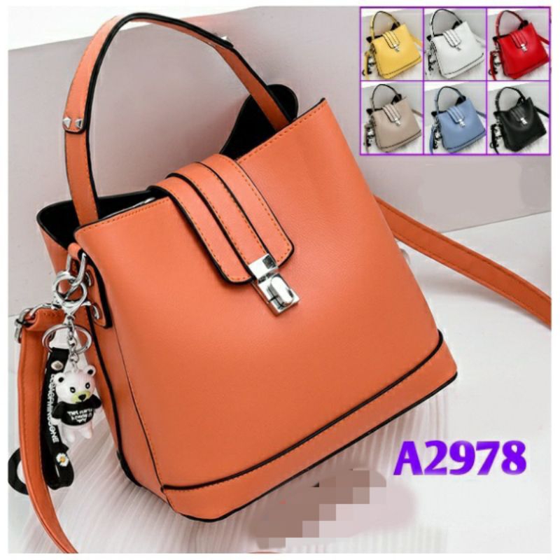 Gij. Bucket Bag Tas Handbag Selempang Wanita Tas Anjlok A2978 1kg2 LOCKIT BUCKET BAG Tas Promo Terba