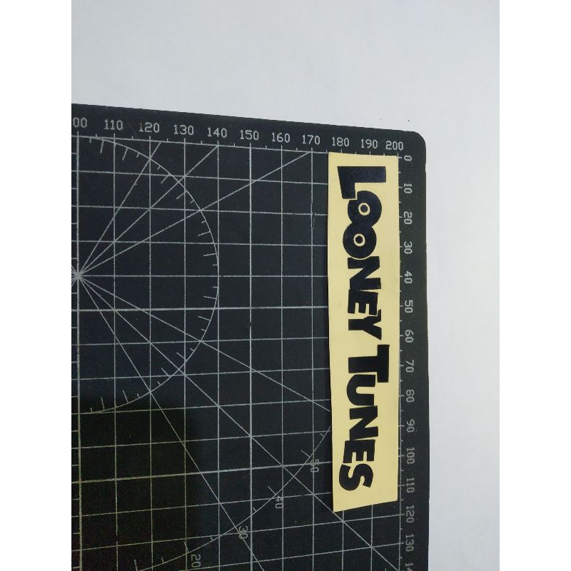 

stiker cutting looney tunes