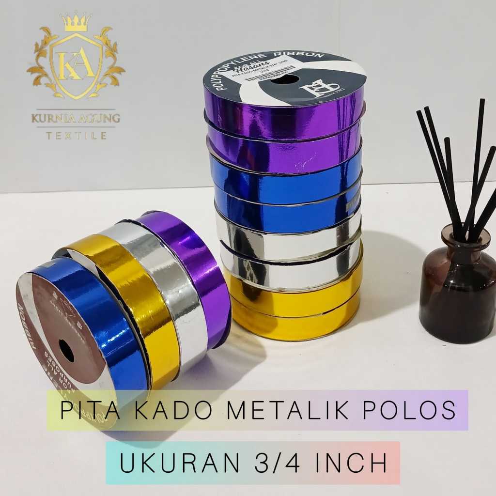 

Pita Kado Metalik Polos / Pita jepang Kilap Polos / Pita METALIK 3/4 Inch / Pita Hias Souvenir PER ROLL