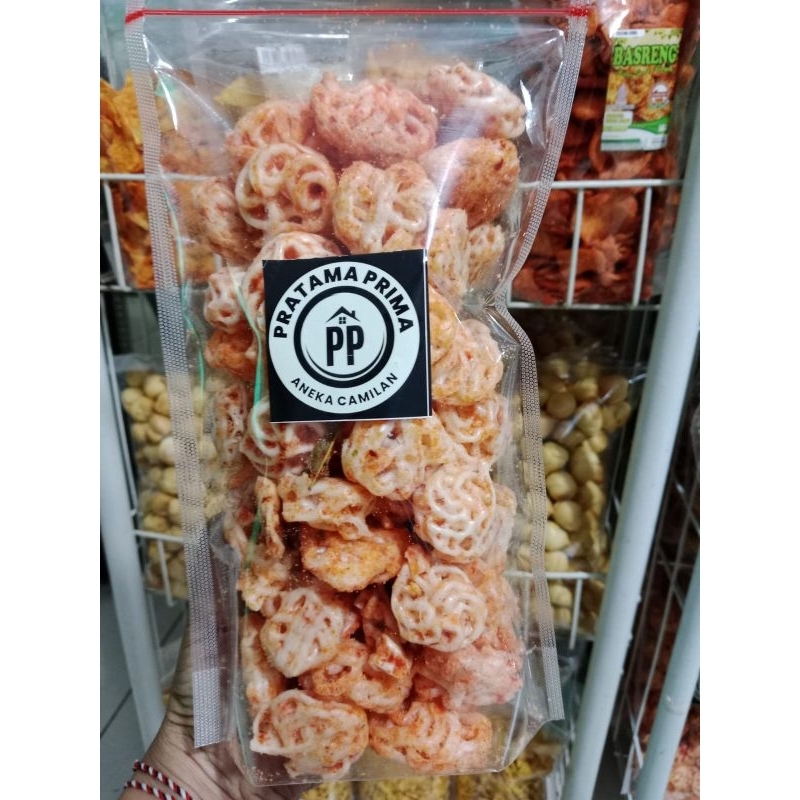 

Kerupuk seblak pedas