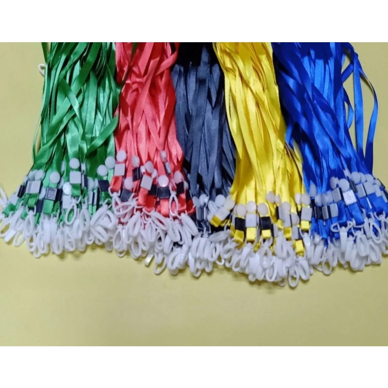 

Tali 1 CM kait plastik isi 100pcs