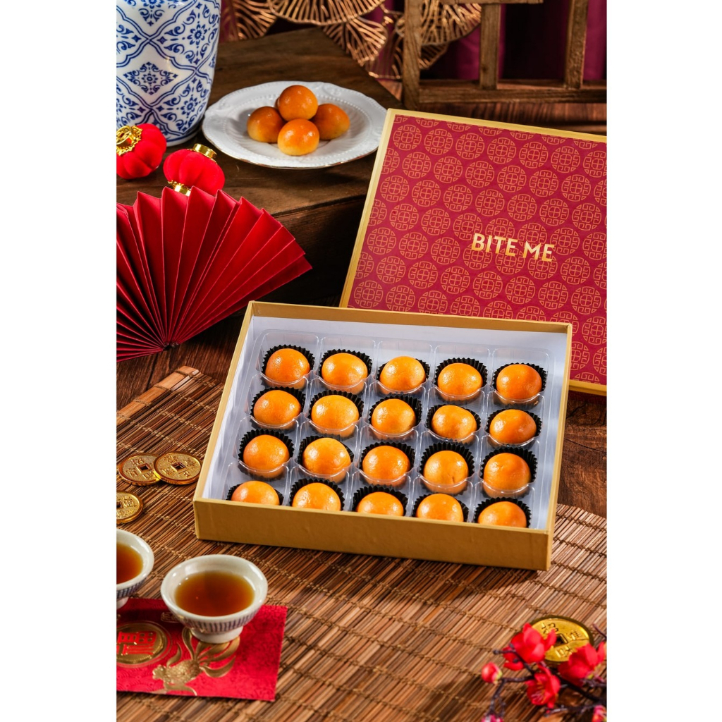 

Happiness Hampers (Nastar Jumbo 20 Pcs) Chinese New Year / Imlek Hampers 2025