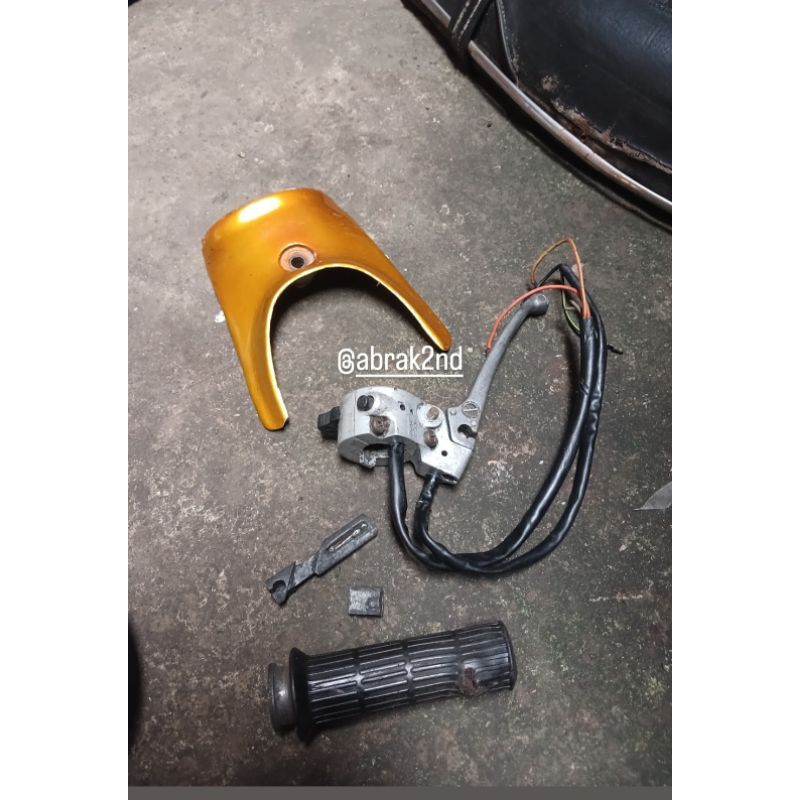 holder c70 original + kumisan slebor c70 original + slongsong gas set lidah stopper