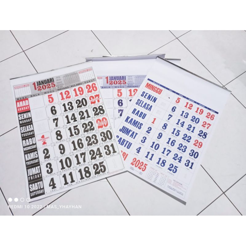 

Kalender jumbo tahun 2025