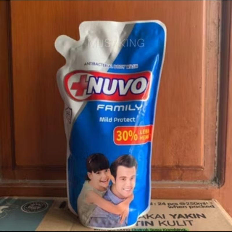 Sabun cair nuvo 825 ml