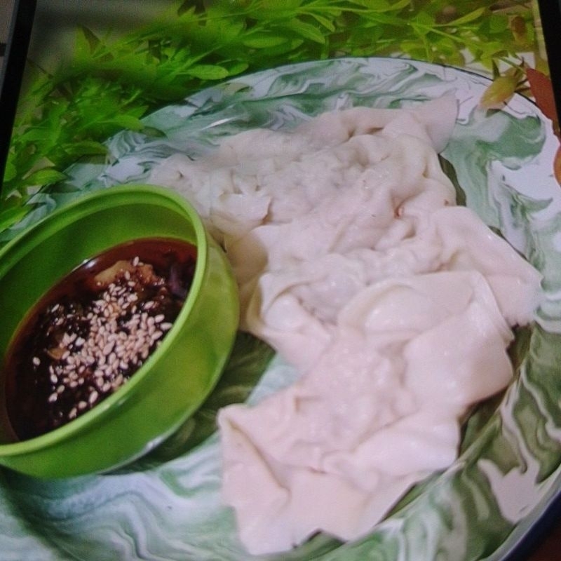 

pastel ayam Chili oil olahan frozen