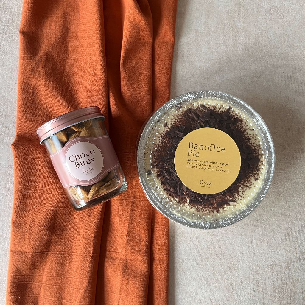 

Oyla Hampers Bundle CNY - Banoffee Pie + Choco Bites Cookies