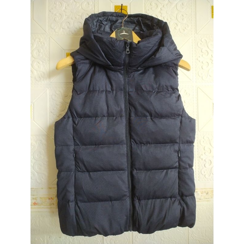 rompi vest UNIQLo berhoodie