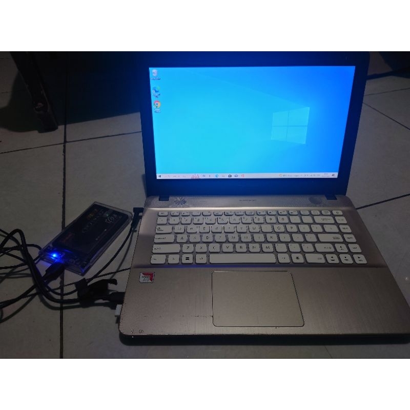 Laptop Asus X441B AMD A9