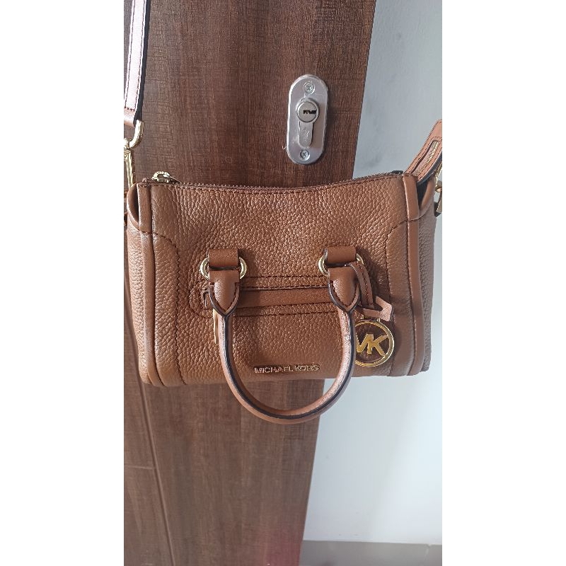 MK carine extra small preloved