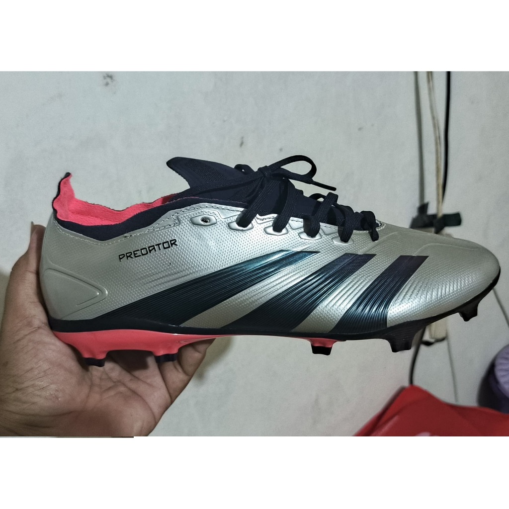 ADIDAS PREDATOR LEAGUE FG Sepatu bola mini soccer bekas 45