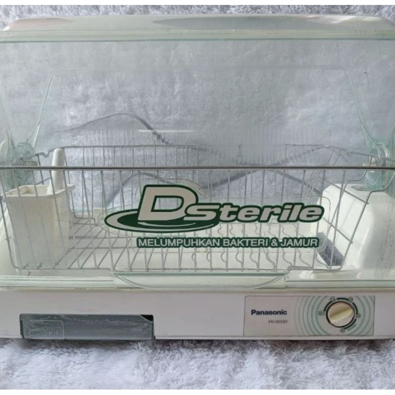 Preloved Sterilizer merk Dsterile Panasonic (Strerilisasi Botol susu dan alat makan lain nya)