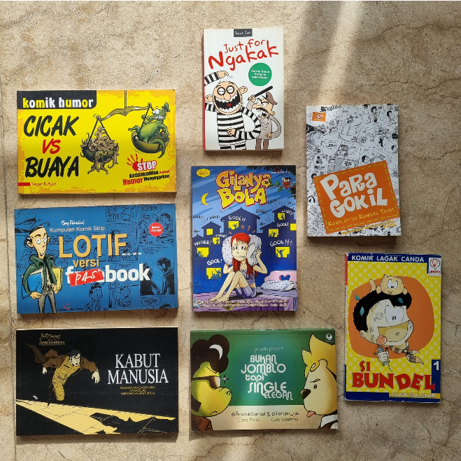 Buku Komik BELI 1 GRATIS 1 ilustrasi Kartun Humor Ngakak Bola Lotif Kabut Manusia Jomblo Bundel