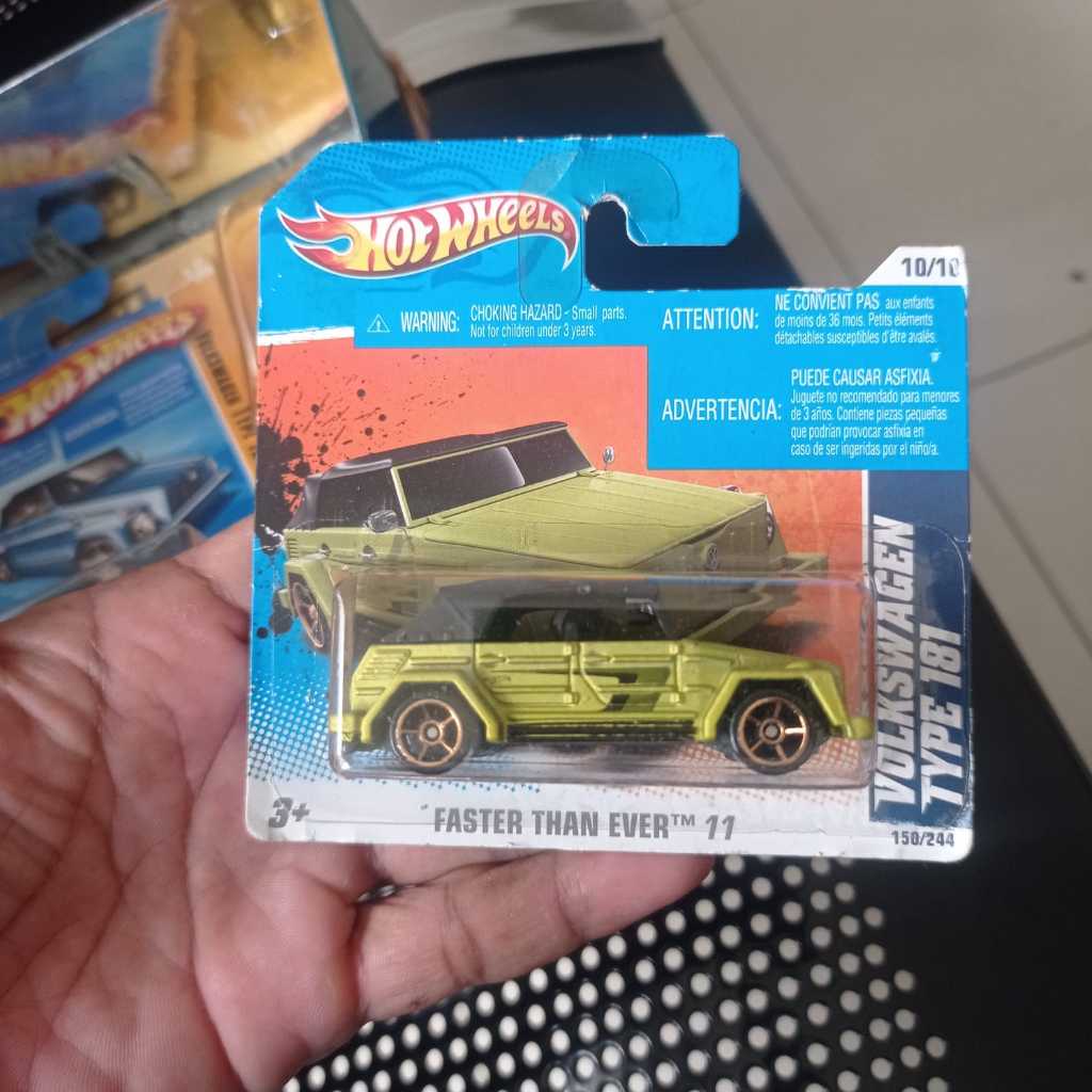 Hotwheels short card  vw Volkswagen type 181 safari camat hijau daun