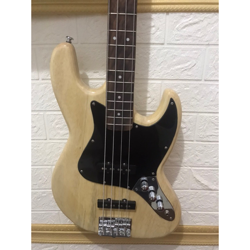 Bass-Custom,fender