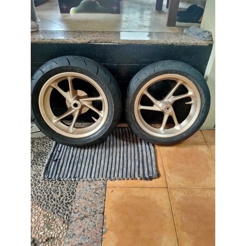 Velg Original Nmax Ban Baru Depan/Belakang Merk Maxxis