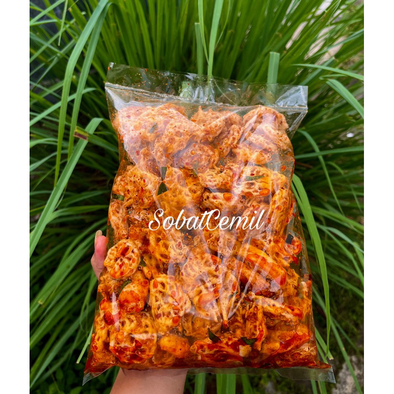 

Sebring Rafael Virall Rasa Gurih dan pedas dengan cirikhas daun jeruk (kerupuk mawar bantat) Bisa COD