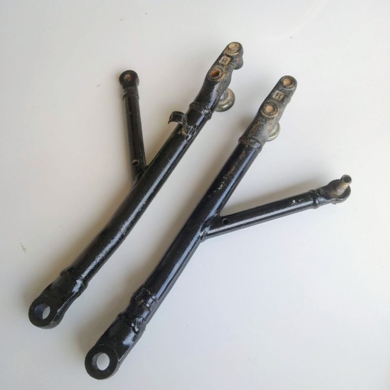 BRAKET DUDUKAN MESIN CB150R OLD K15 ORIGINAL COPOTAN