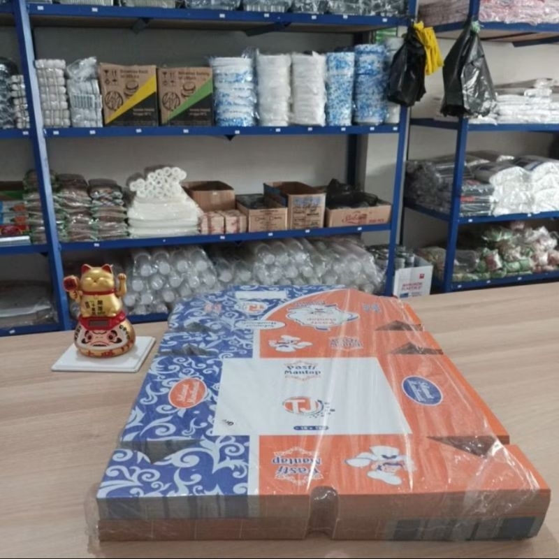 

KOTAK NASI 18X18 PASTI MANTAP
