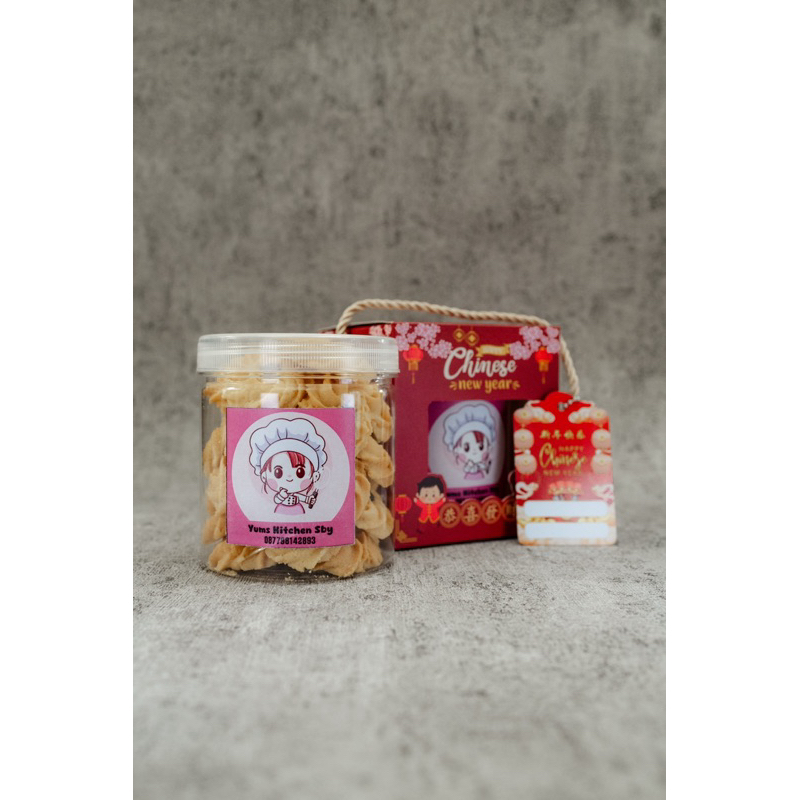 

chinese new year/idul fitri hampers kue jadoel frambozen