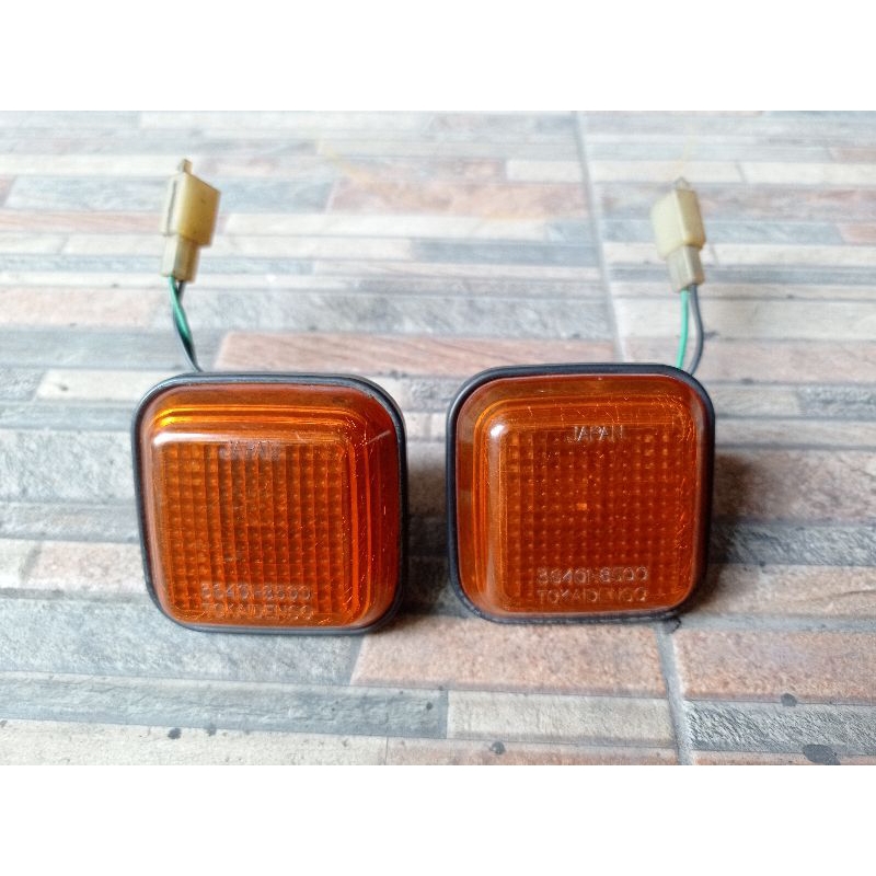 lampu sein sen riting samping Suzuki carry extra 1.0 original bekas second