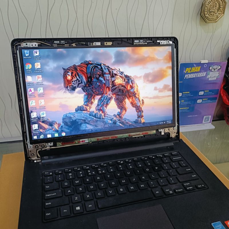 LCD 14 inch 30 pin slim kuping atas bawah