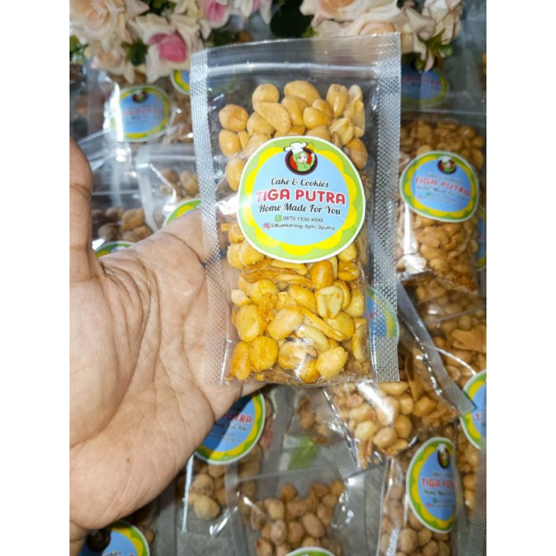 

kacang goreng