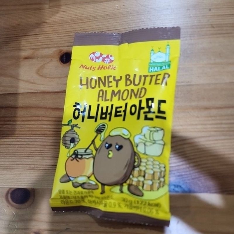 

Nuts Holic Honey Butter Almond Korea 30g