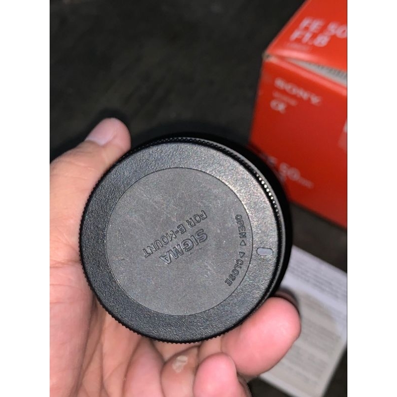 Lensa Sony FE Full Frame 50mm 1.8