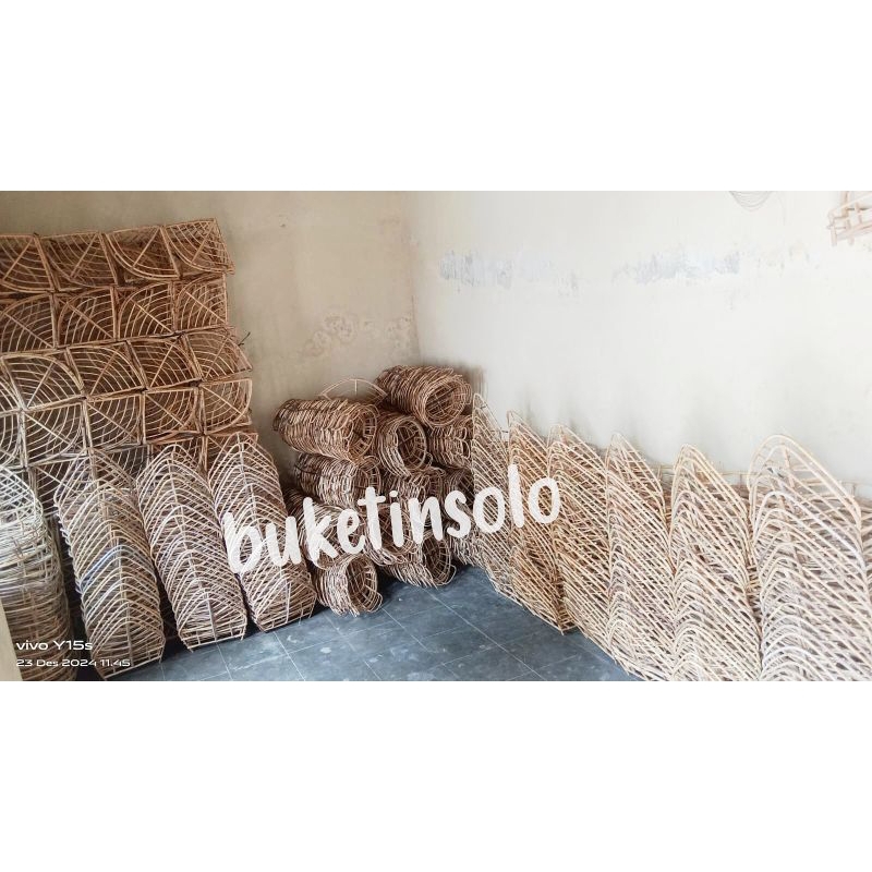 

Keranjang parcel rotan / hampers rotan / keranjang rotan / parcel rotan / parcel lebran / keranjang murah / keranjang rotan lebaran / keranjang lebaran / hampers murah