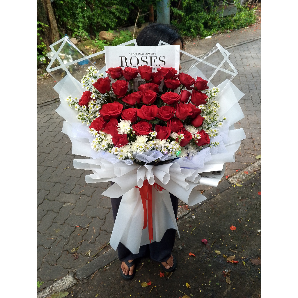 BUKET VALENTINE BUKET WISUDA BUKET BUNGA  BOUQUET BUNGA SEMARANG BOUQUET WISUDA BOUQUET BUNGA SEMARA