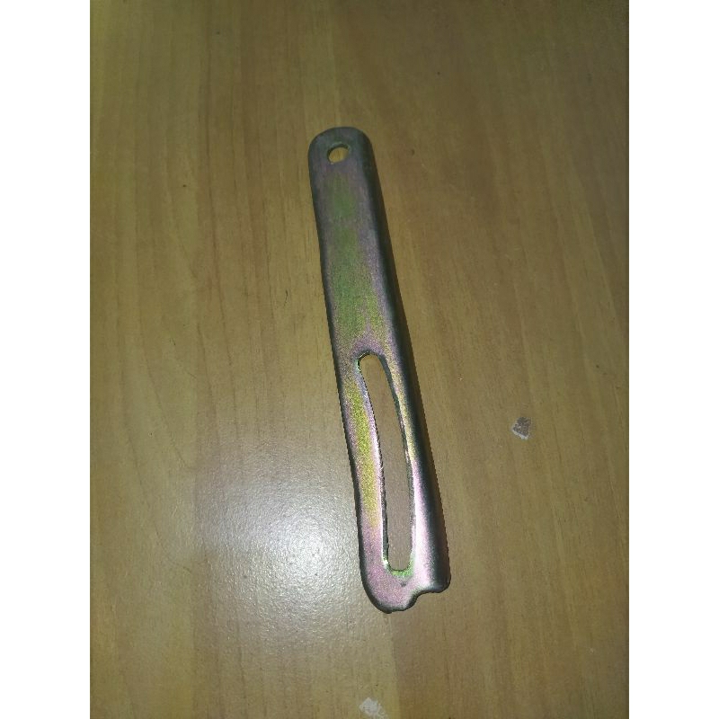 Plat alternator L300