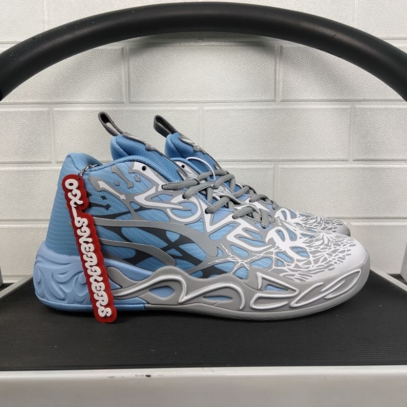 SEPATU BASKET PM LAMELO BALL MB.04 BLUE GREY