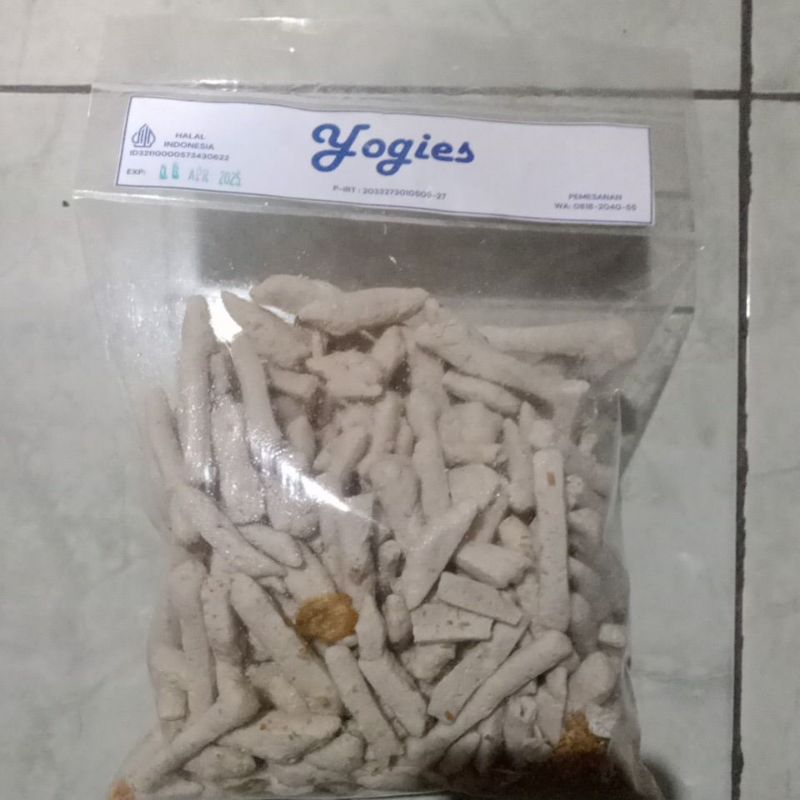 

Camilan Basreng Stik Gurih Dan Renyah Yogies Kota Surabaya