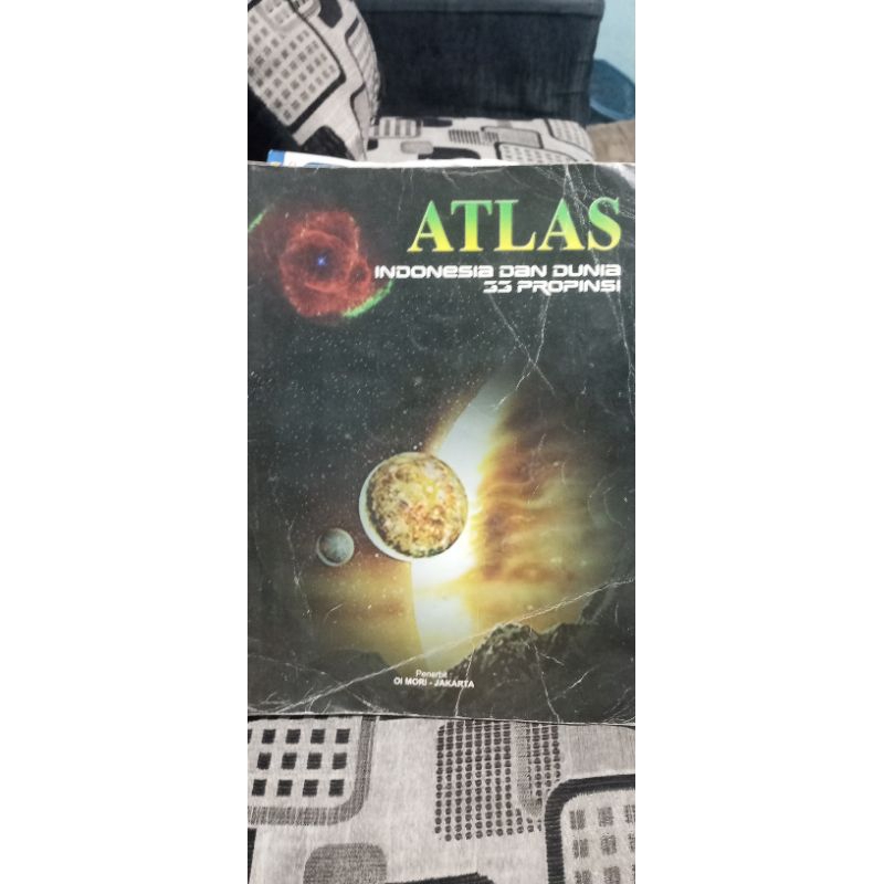 buku atlas dunia dan indonesia 33 provinsi