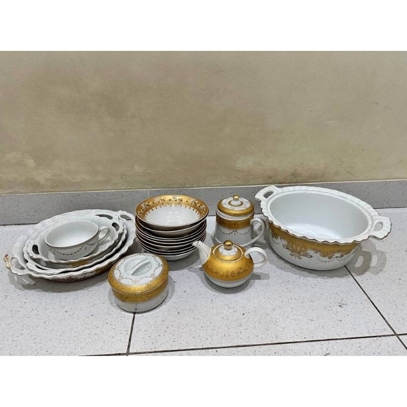 Vicenza Set. Wadah Makanan. Bonus Banyak. Flash Sale