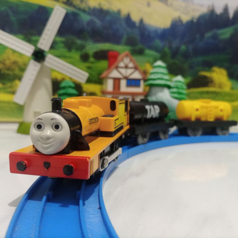 Takara Tomy Kereta Plarail - Duncan (Thomas Series)