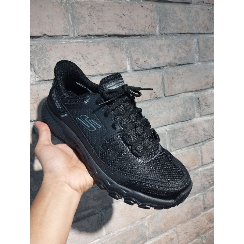 SEPATU SKECHERS OUTDOOR DYNAMITE AT MEN-SKE237634BBK