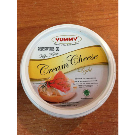 

YUMMY LIGHT CREAM CHEESE 250GR DALAM CUP KHUSUS INSTANT SAMEDAY KURIR