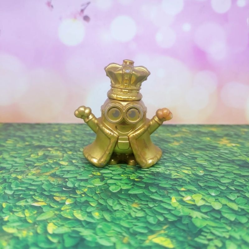 Minion king bob gold/minion raja emas Figure mcd happy meal
