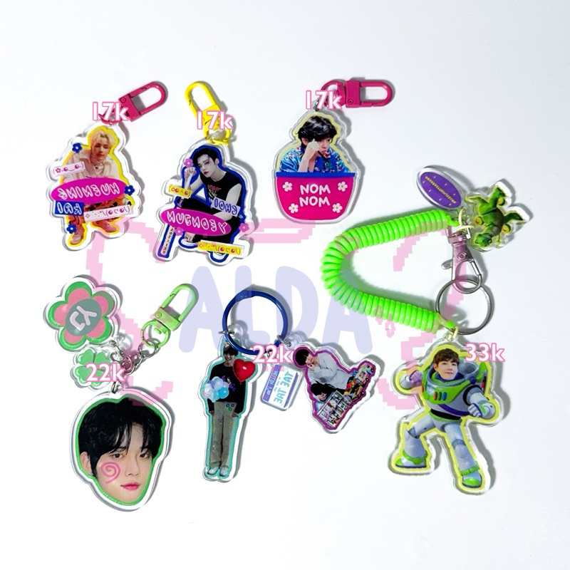 preloved keychain bts txt taehyung yeonjun hueningkai