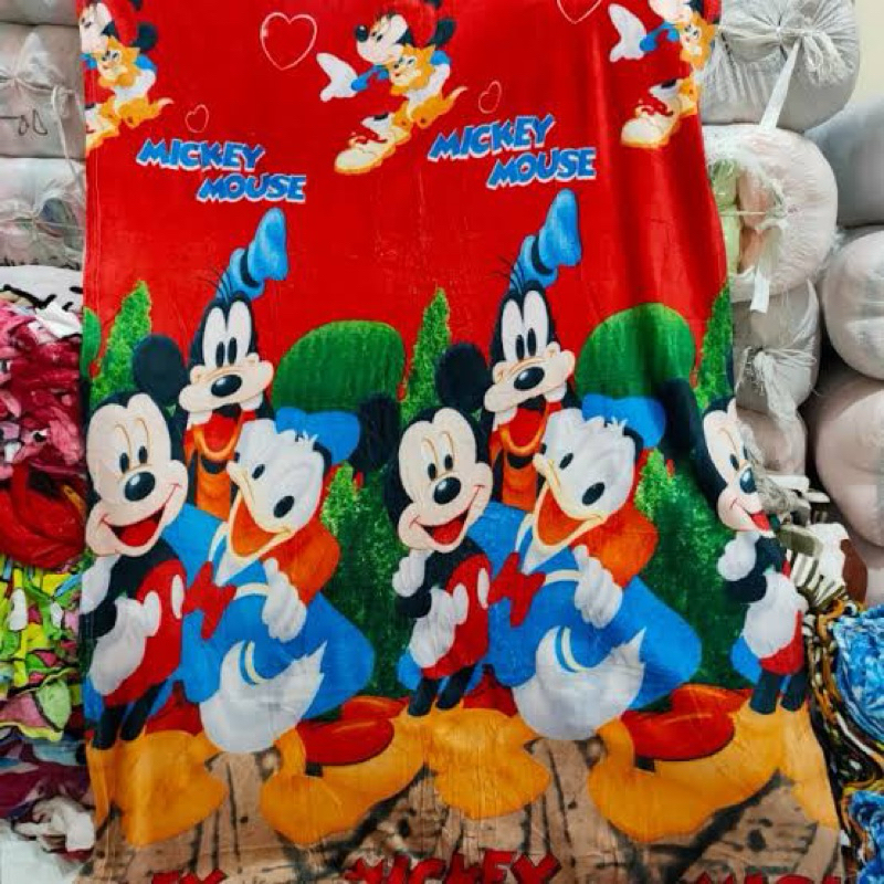 Selimut Tidur Anak Karakter micky mouse Ukuran 120x180 Terbaru