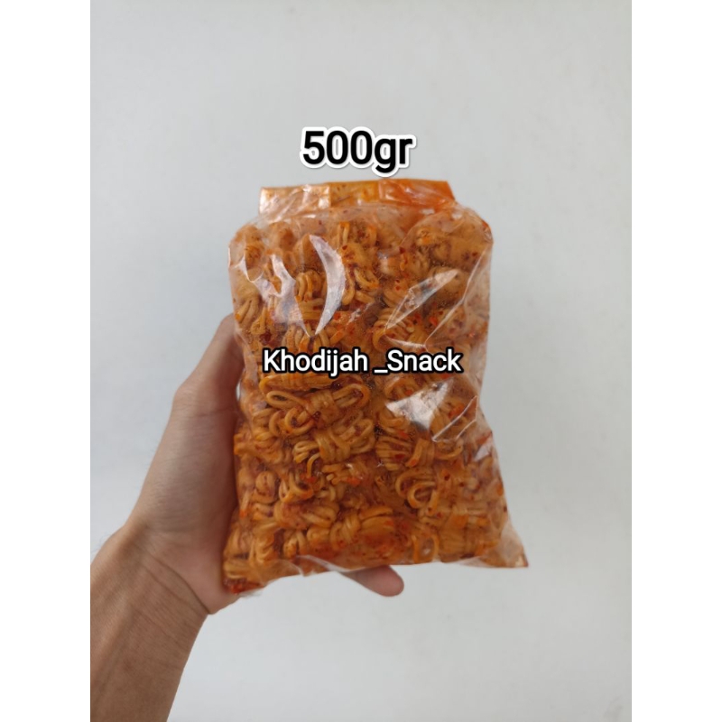 

Seblak Kerupuk Mie Gulung Uwel Pedas Kriuk Kemasan 500gram